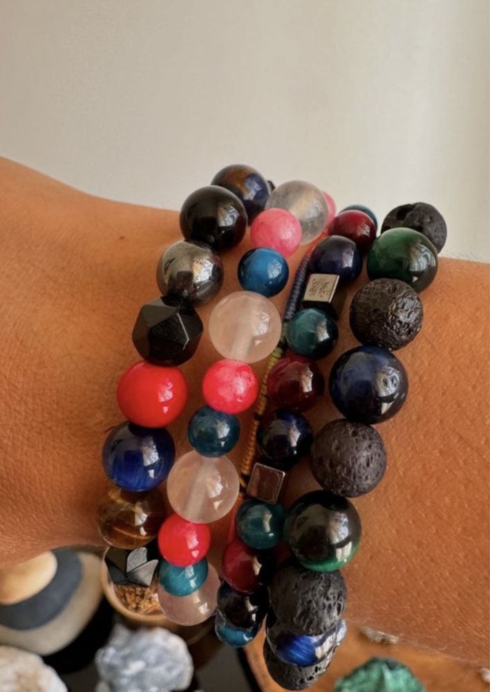 Pulseiras bracelete chakras pedra vulcânica difusora proteção anjos reiki yoga cristais