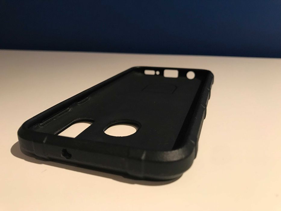 Etui na telefon komórkowy