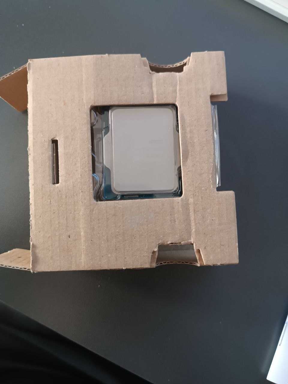 Процесор Intel Core i7-14700KF 3.4GHz/33MB (BX8071514700KF)
