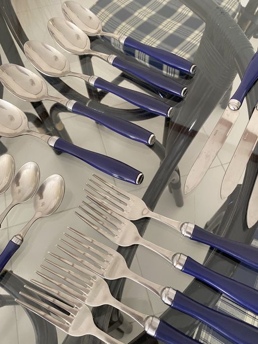 Vendo conjunto de talheres