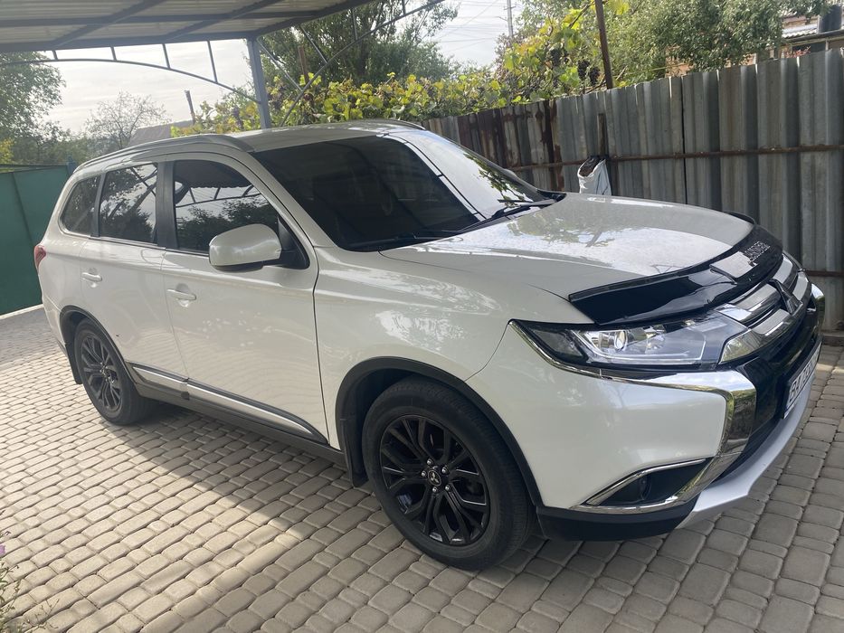 Продам Mitsubishi Outlander