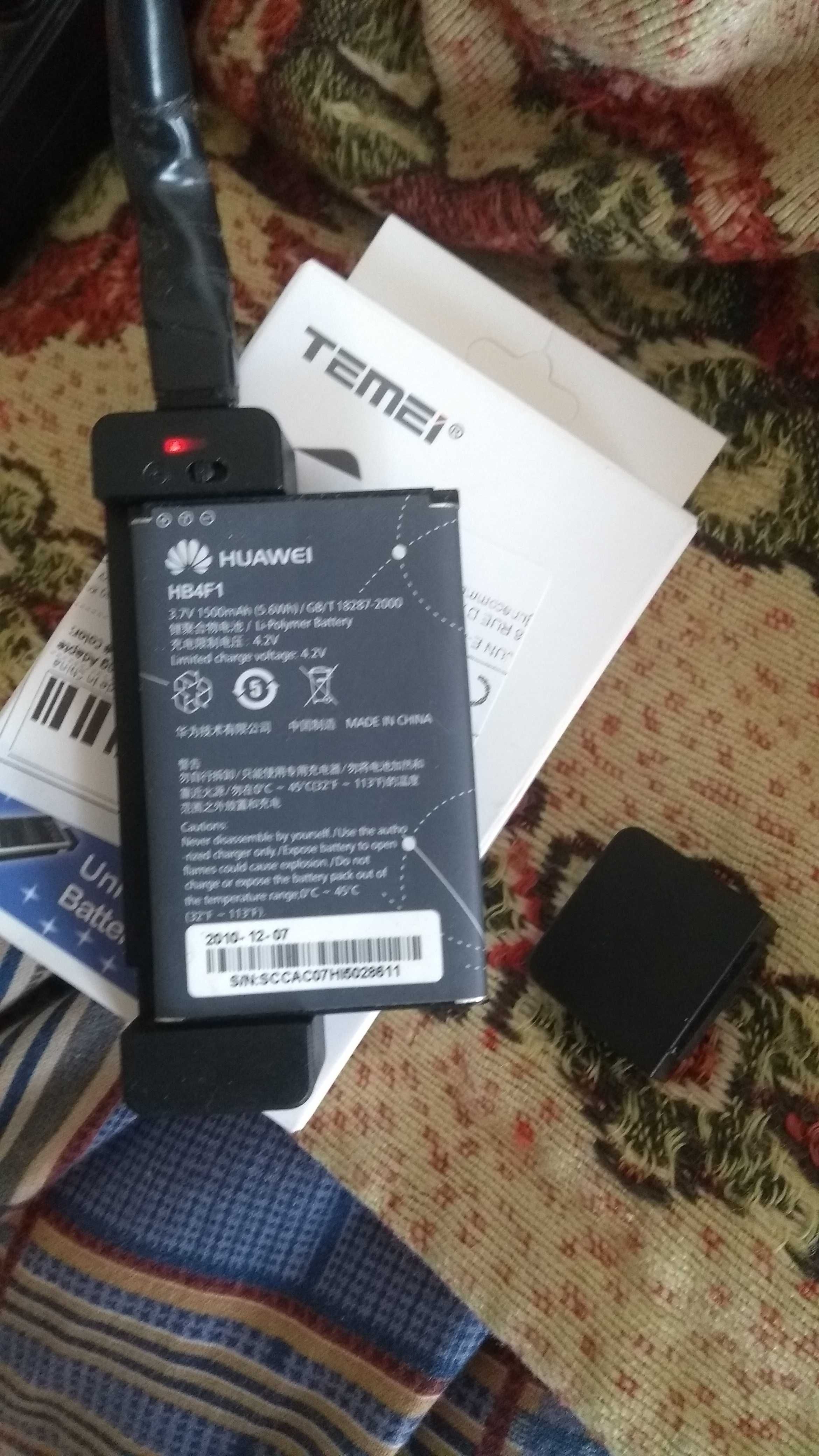 Универсальное зарядное устройство для аккумуляторов в телефон