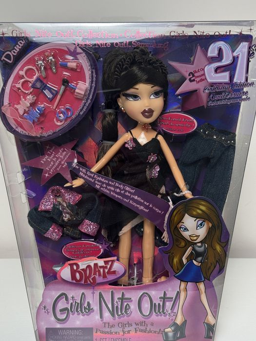 Дана Лялька Bratz Girls Nice Out, видання 21st Birthday