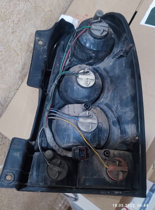 Задній лівий ліхтар SsangYong Rexton