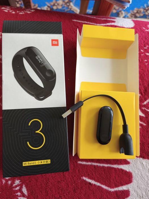 Продаю mi Band 3