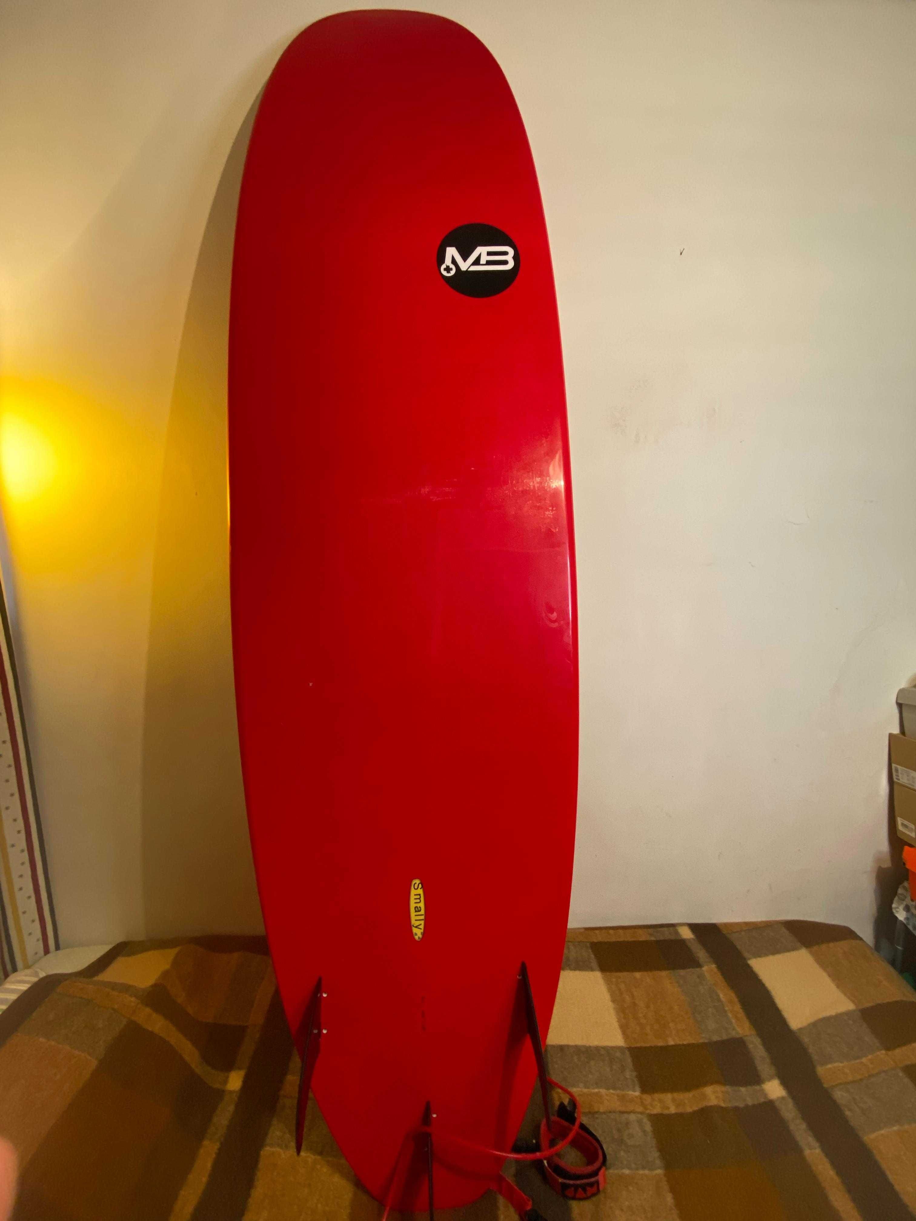 Prancha de Surf MB 7.0'' x 21.6'' x 2.8'' + Fins + Lash + Capa + Wax