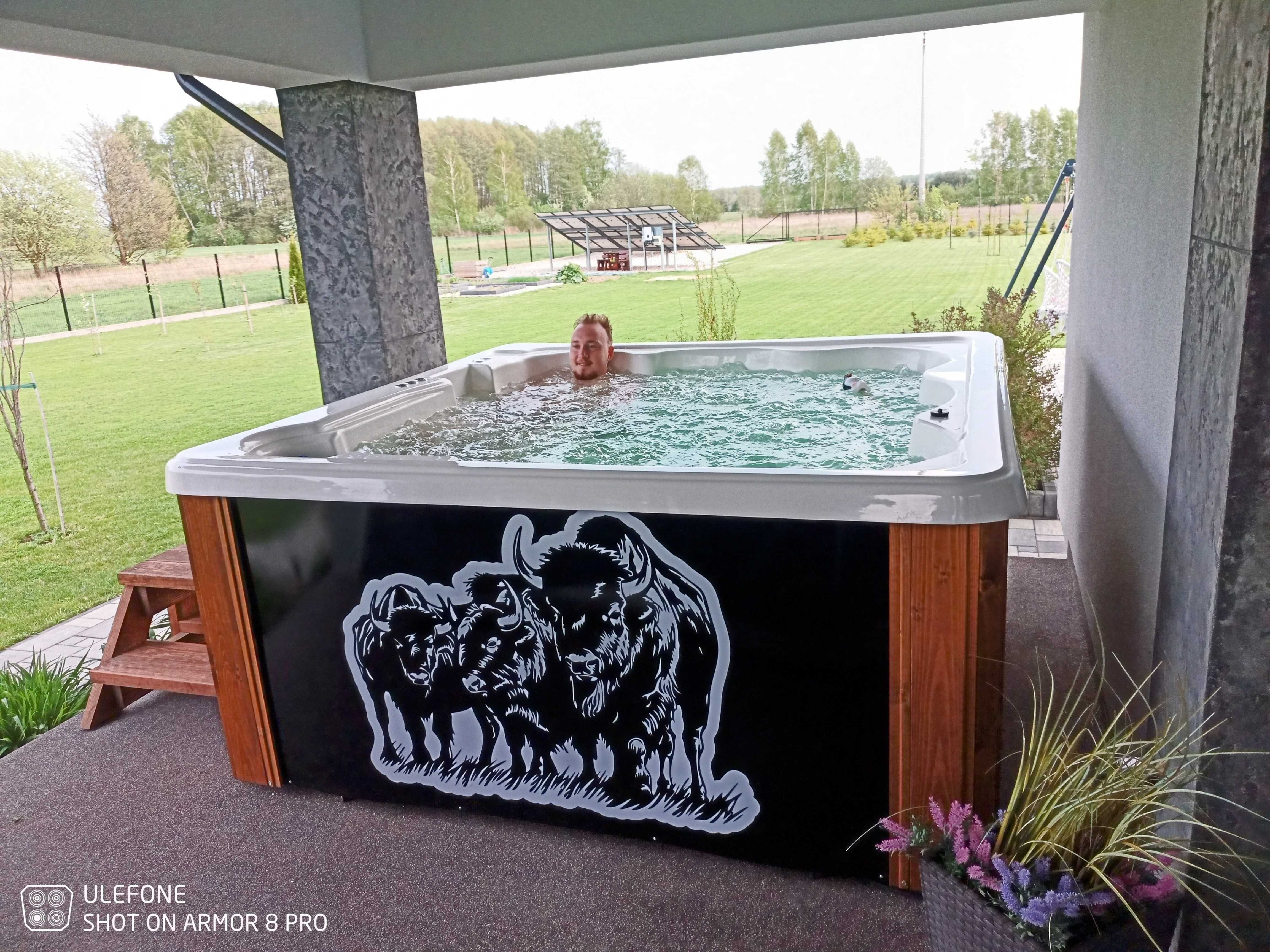 Jacuzzi ogrodowe balia basen pokrywa zdobienie Indywidualne zdobienie