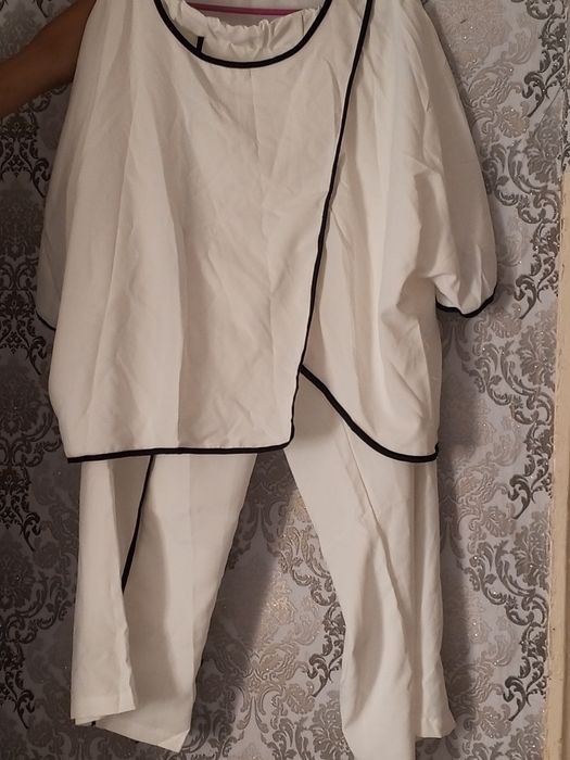 Продам костюм великого розміру