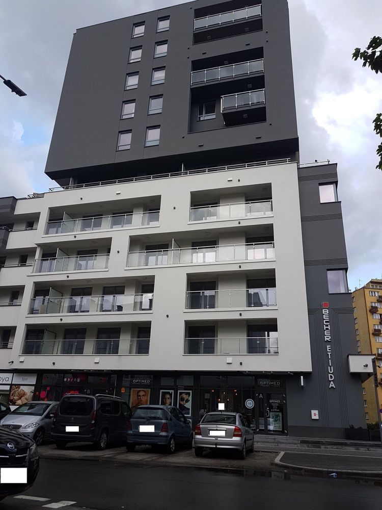Premium BLACK HORSE Nowy Blok ETIUDA Centrum Garaz podziemny/klam kod