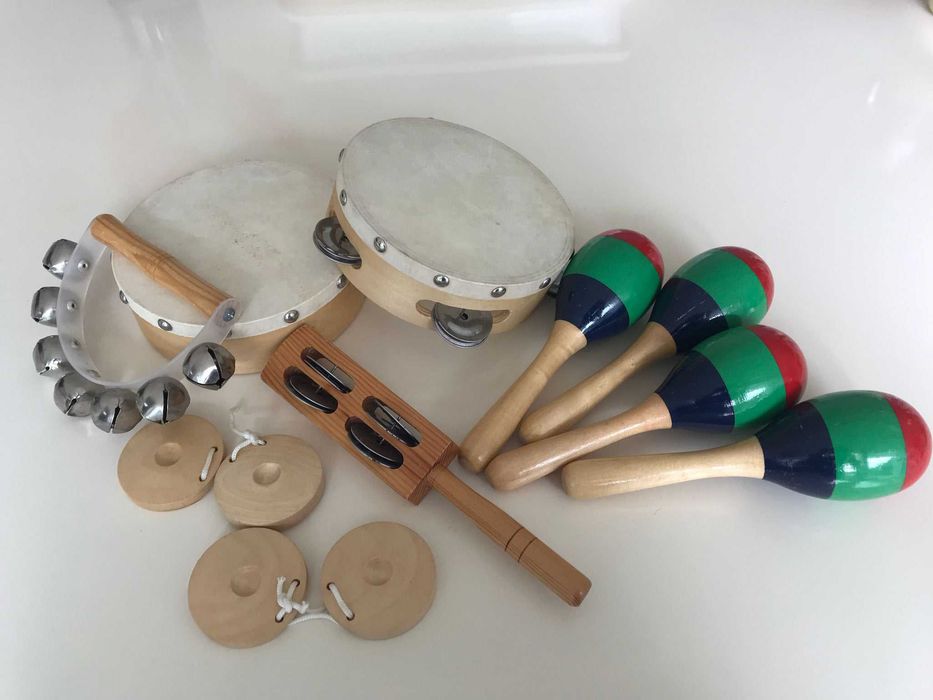 Instrumentos musicais para criança