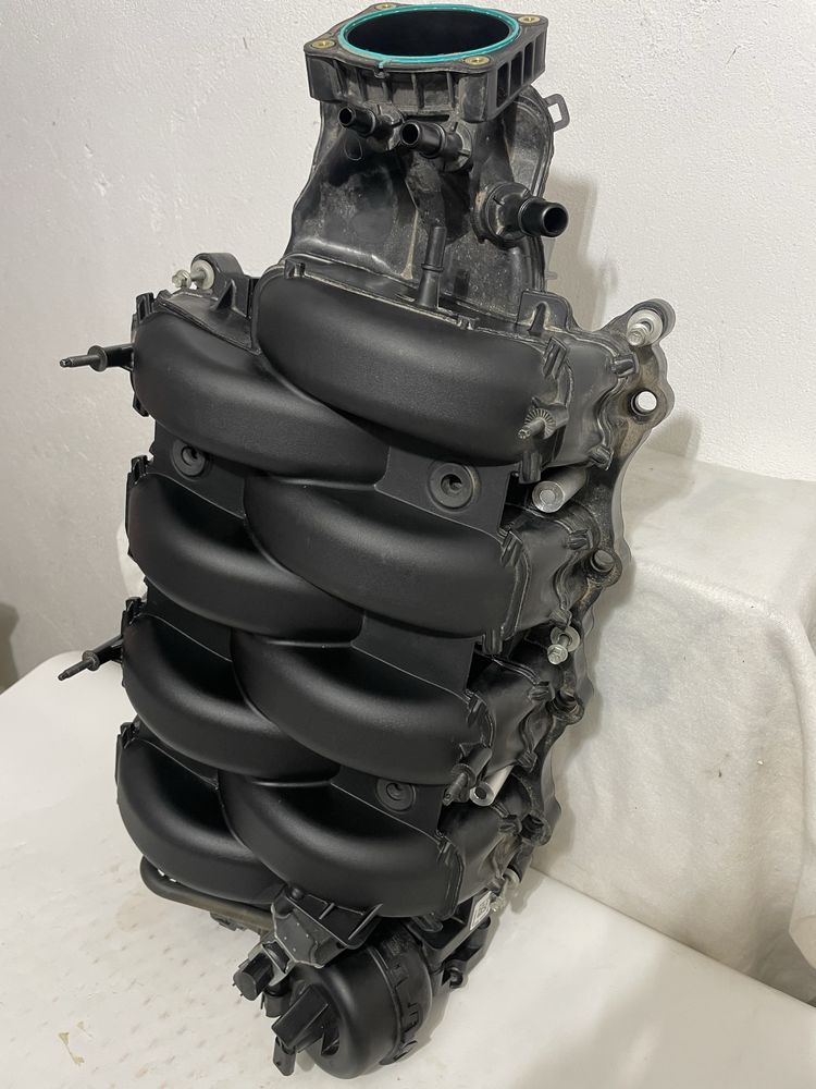 Ford Mustang 6 VI 5.0 V8 N570A kolektor ssący dolotowy