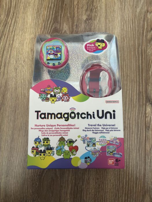 Tamagotchi Uni - Różowy