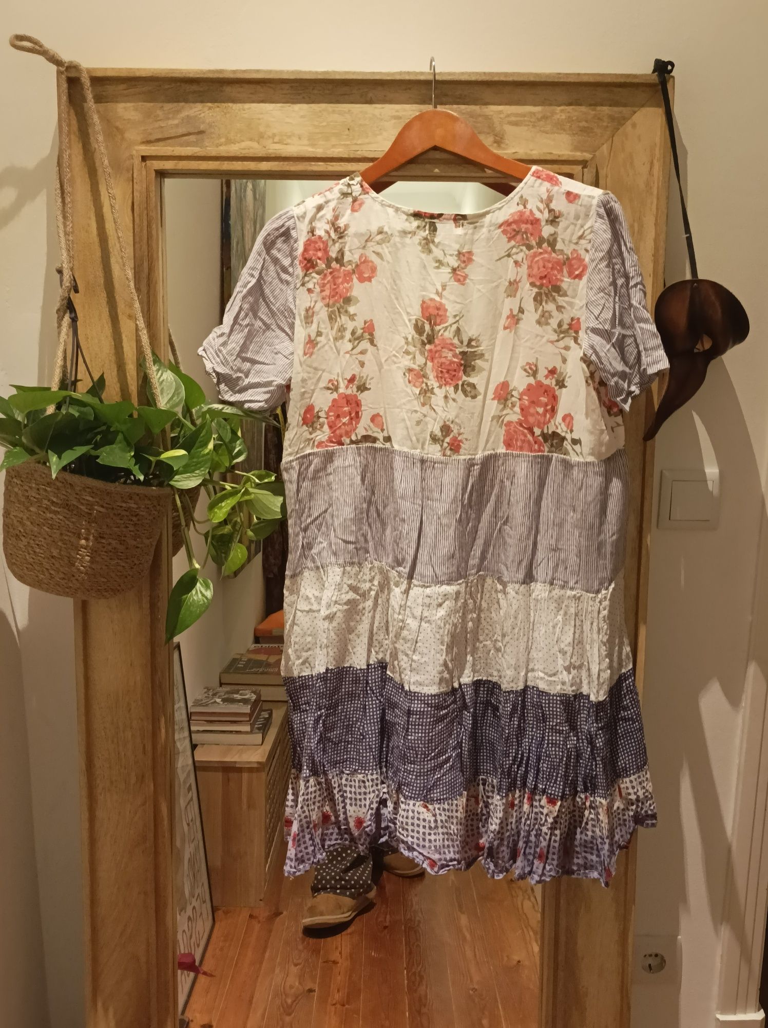 Vestido descontraído em tons de azul