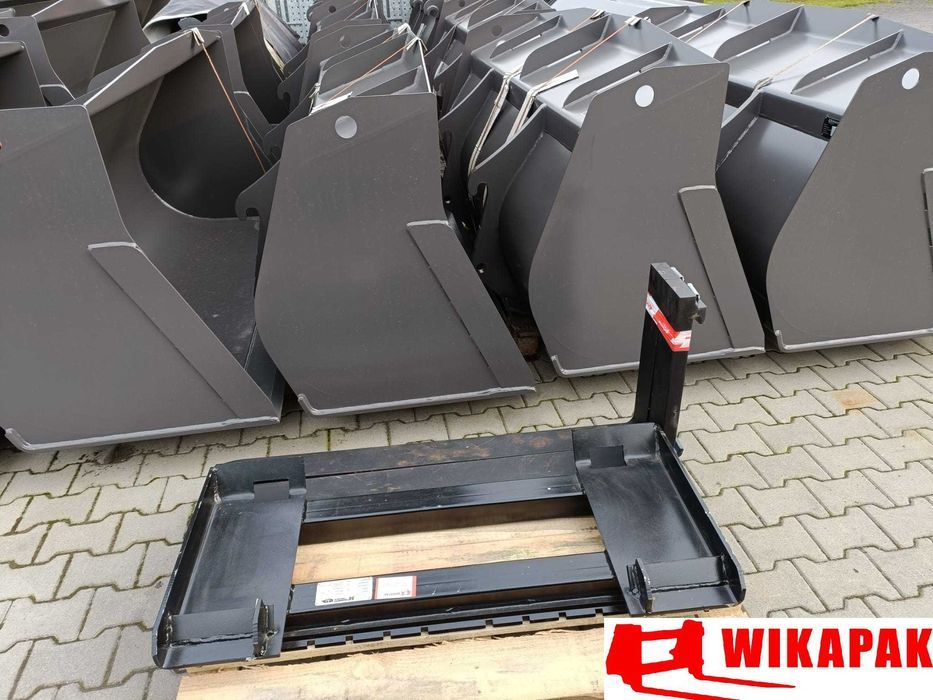 Karetka Widły do CAT 906-908, JCB 3CX, CASE SR240