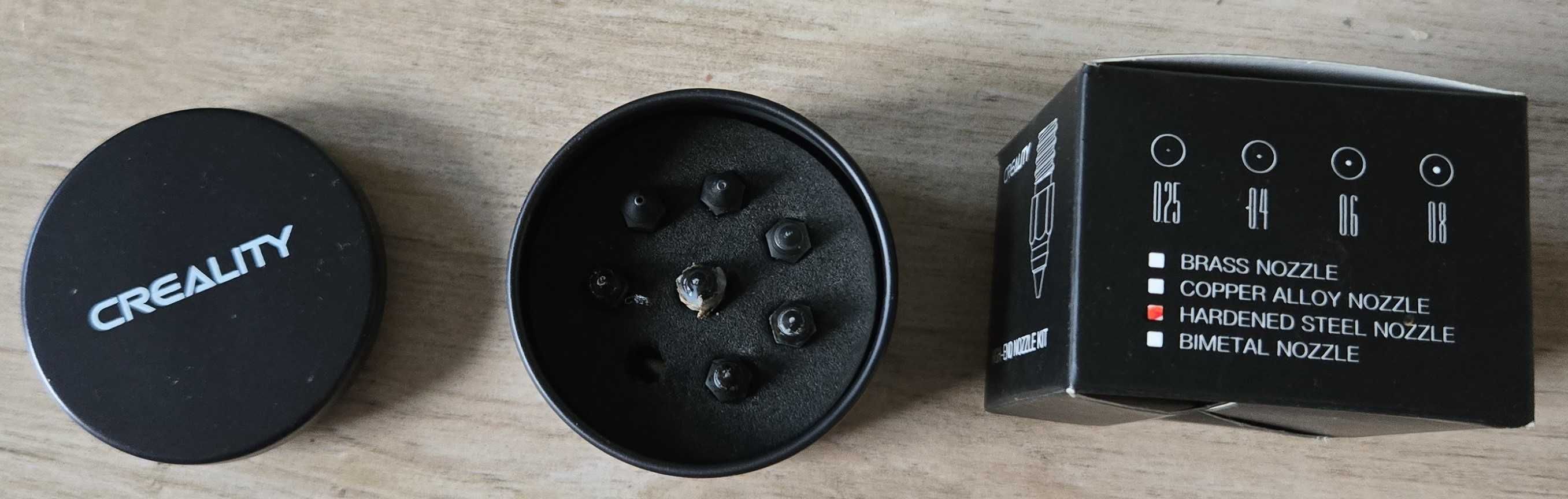 Drukarka 3D Ender 5+ wraz z zapasem filamentu i dodatkowymi głowicami