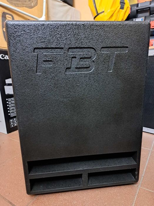 FBT subwoofer kolumna basowa estradowa SUB 12a aktywna