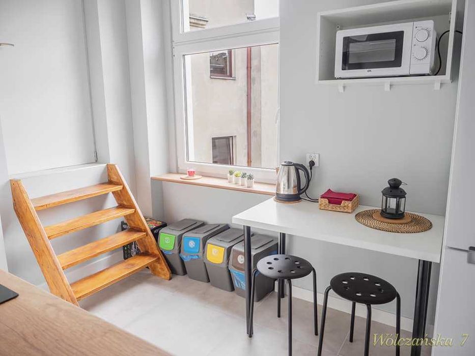 Wólczańska 7 - Pokój dla studentki w 3-osobowym mieszkaniu m.19 AMUZ