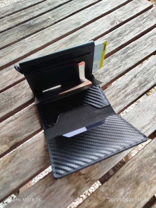 Porta cartões anti-RFID