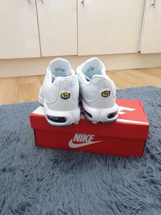 Nike_Air_Max_Plus_Triple_TN_White R.39