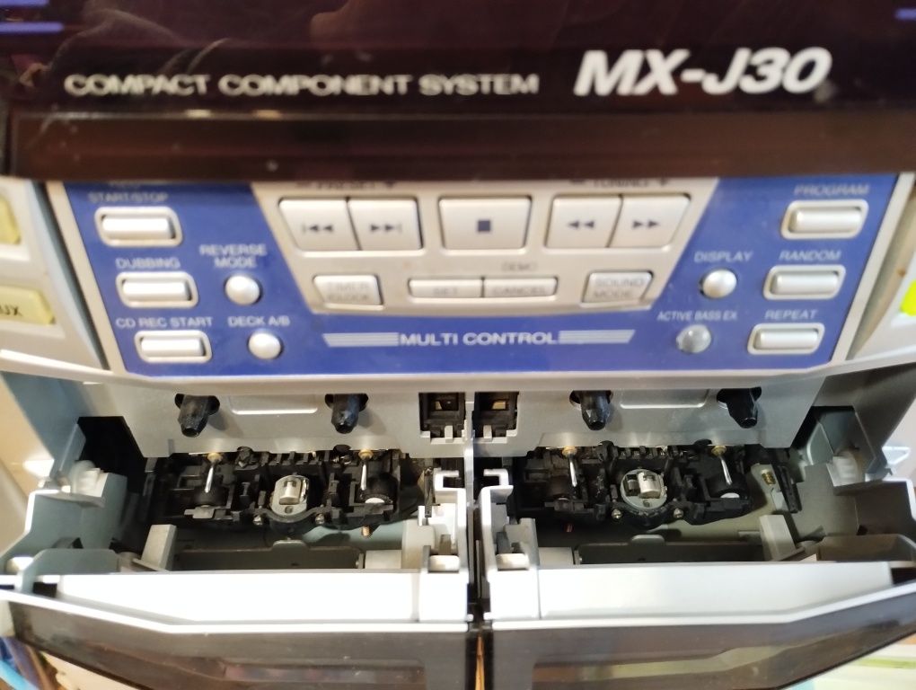 Музыкальный центр JVC MX-J30
