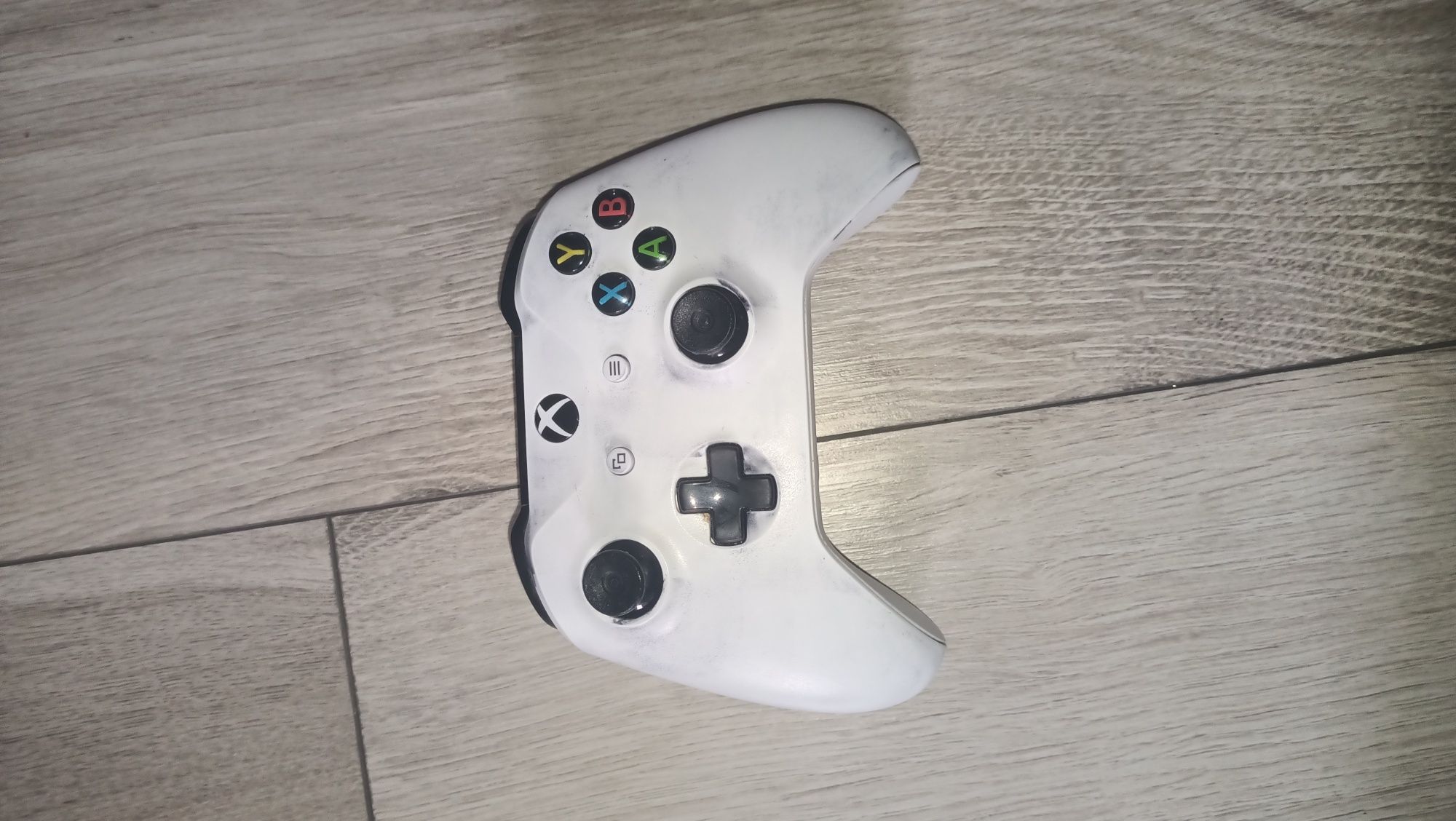 Xbox one s+pad i gry