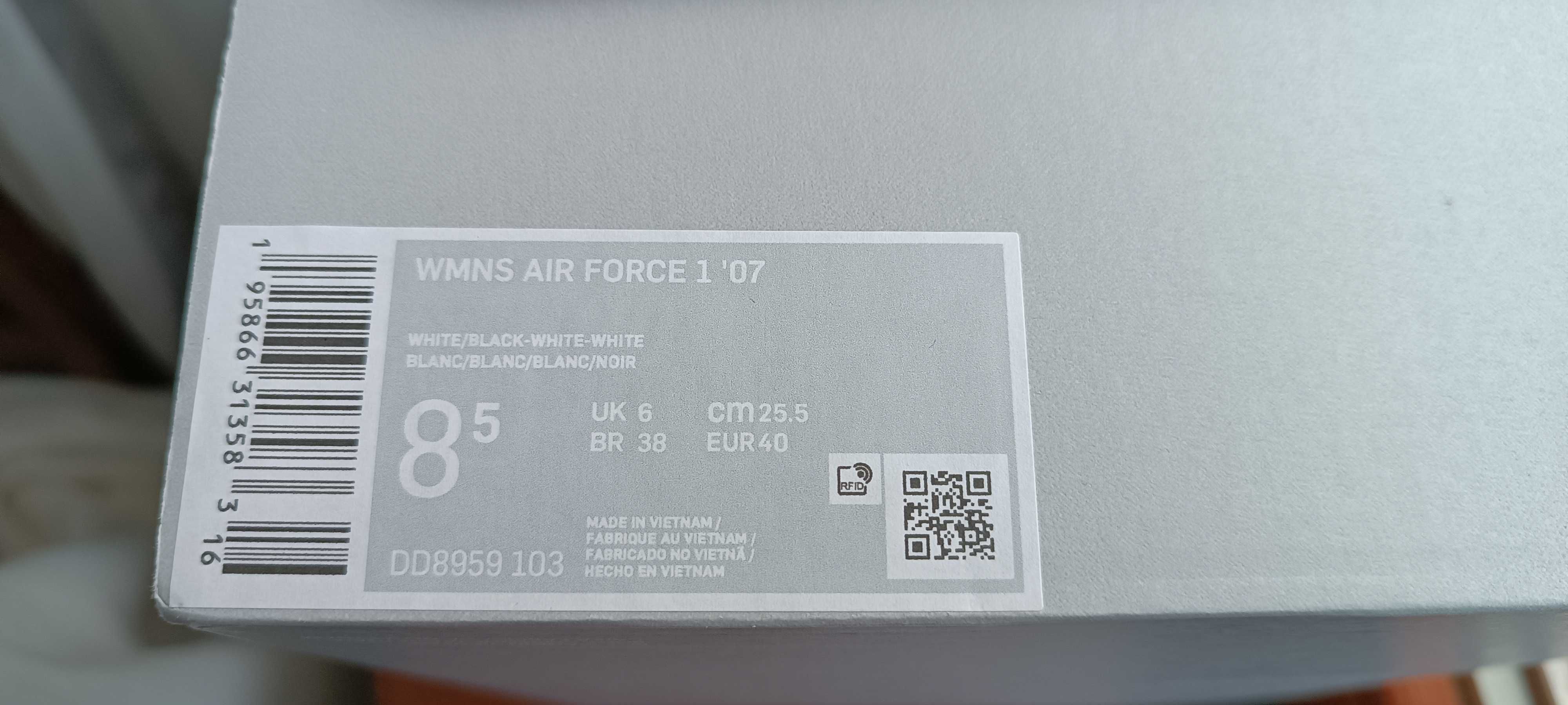 (r.40-25,5 cm) NOWE Nike Air Force 1 Low White Black DD8959,-103 Białe