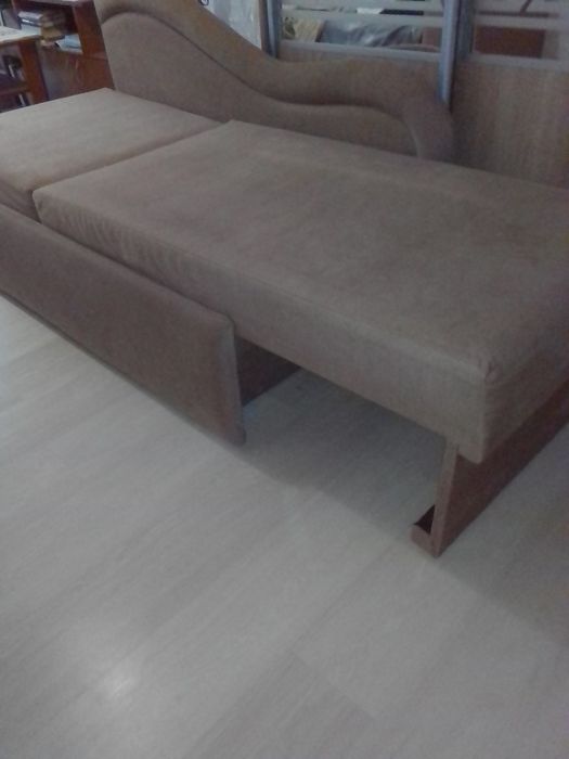 Диван новий 1.50- 0.80 0.80-2.10