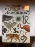 ANIMALIUM Dwie Siostry MuEum Zwierzat stan bardzo dobry