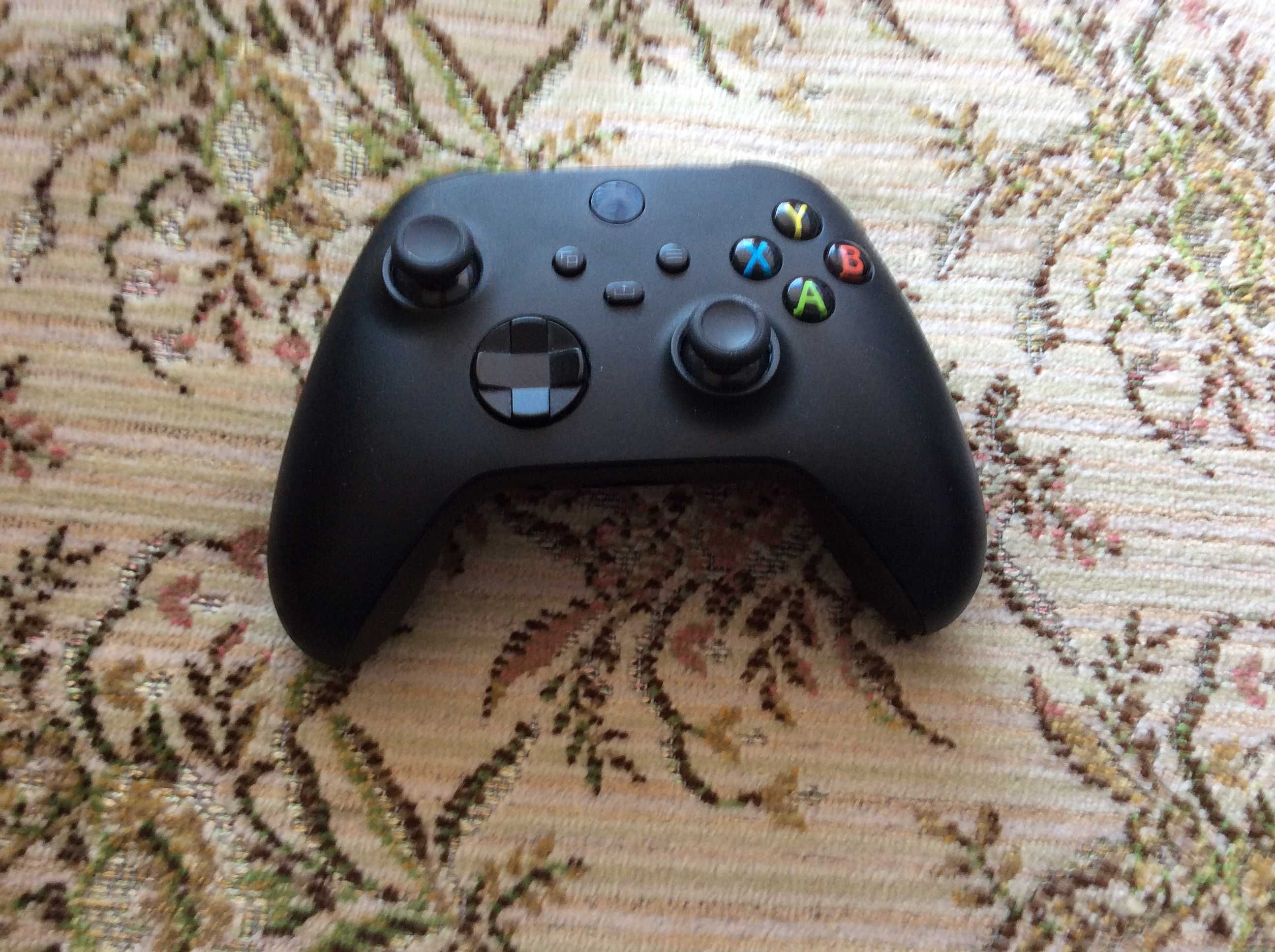 Sprzedam konsolę Xbox series x