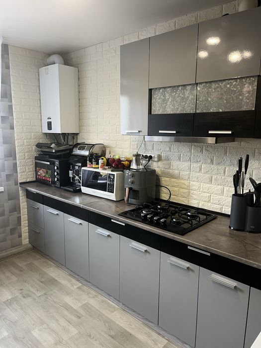 Продається 2 кімн. квартира на Соколівці