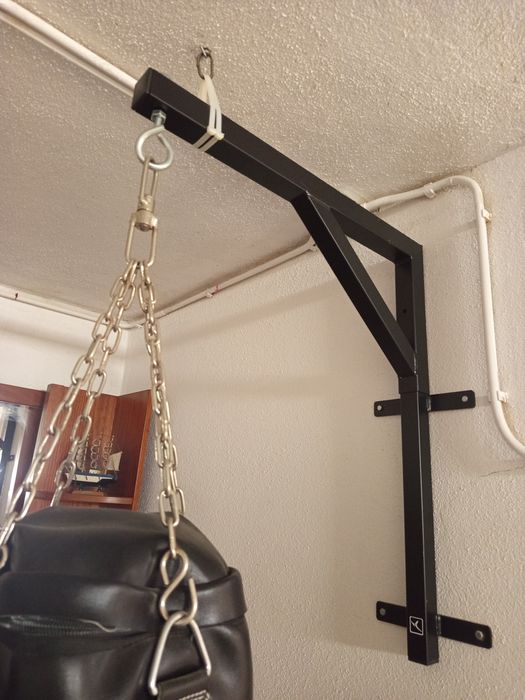 Saco de boxe Kohler + suporte de parede