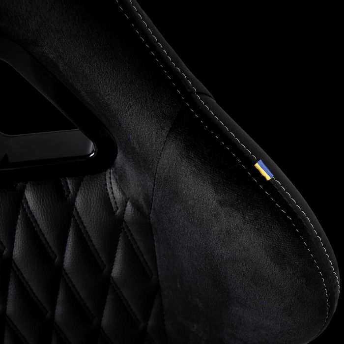 Ігрове крісло Darkside Pro Black (HTC-916)