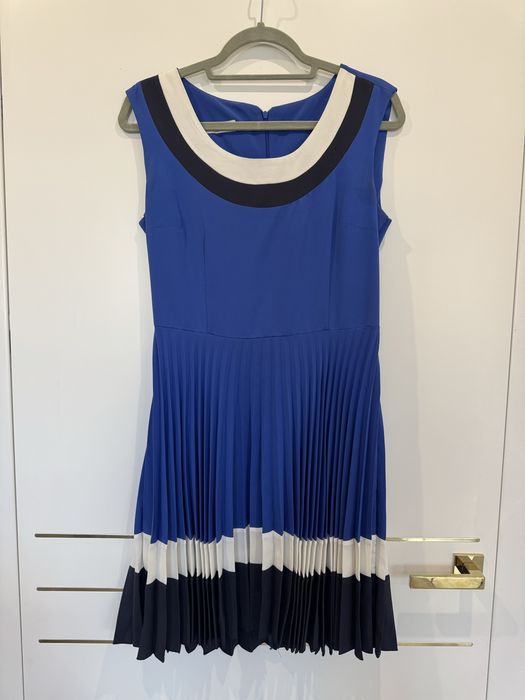 Sukienka krótka plisowana chabrowa kobalt Butik 40