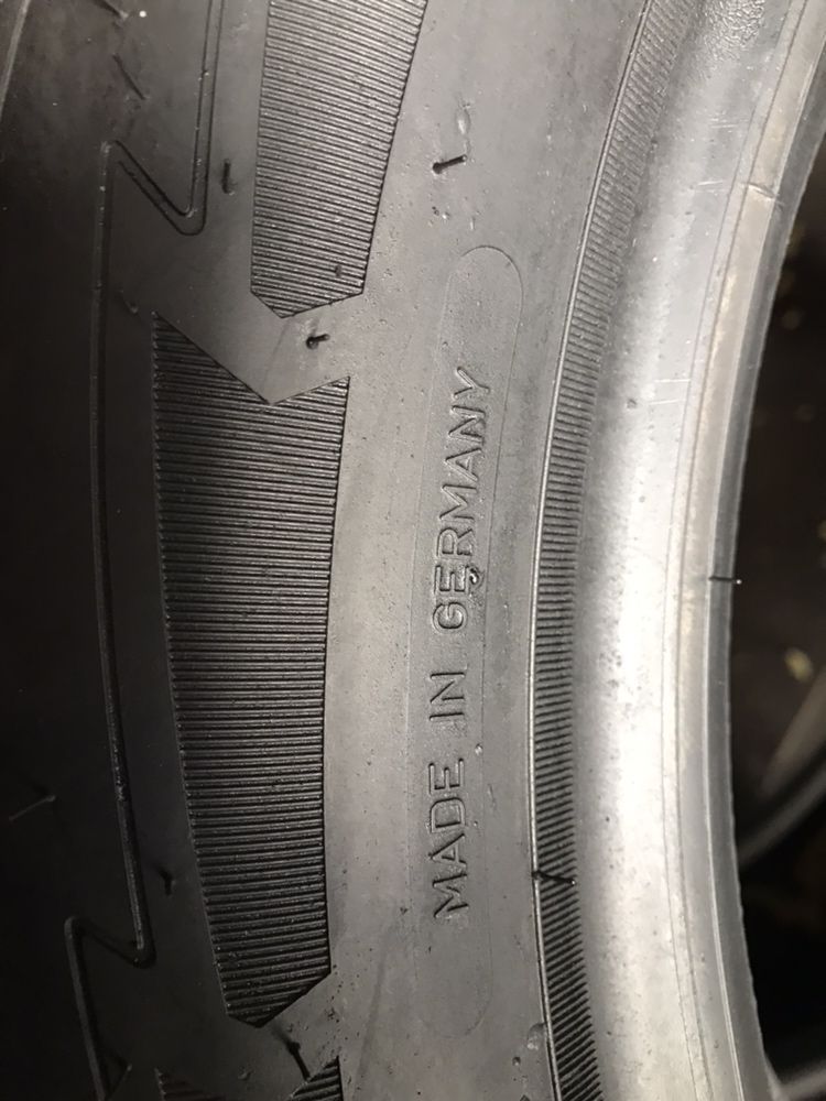 225/55/19 R19 Goodyear Ultra Grip Perfomance GEN1 4шт зима