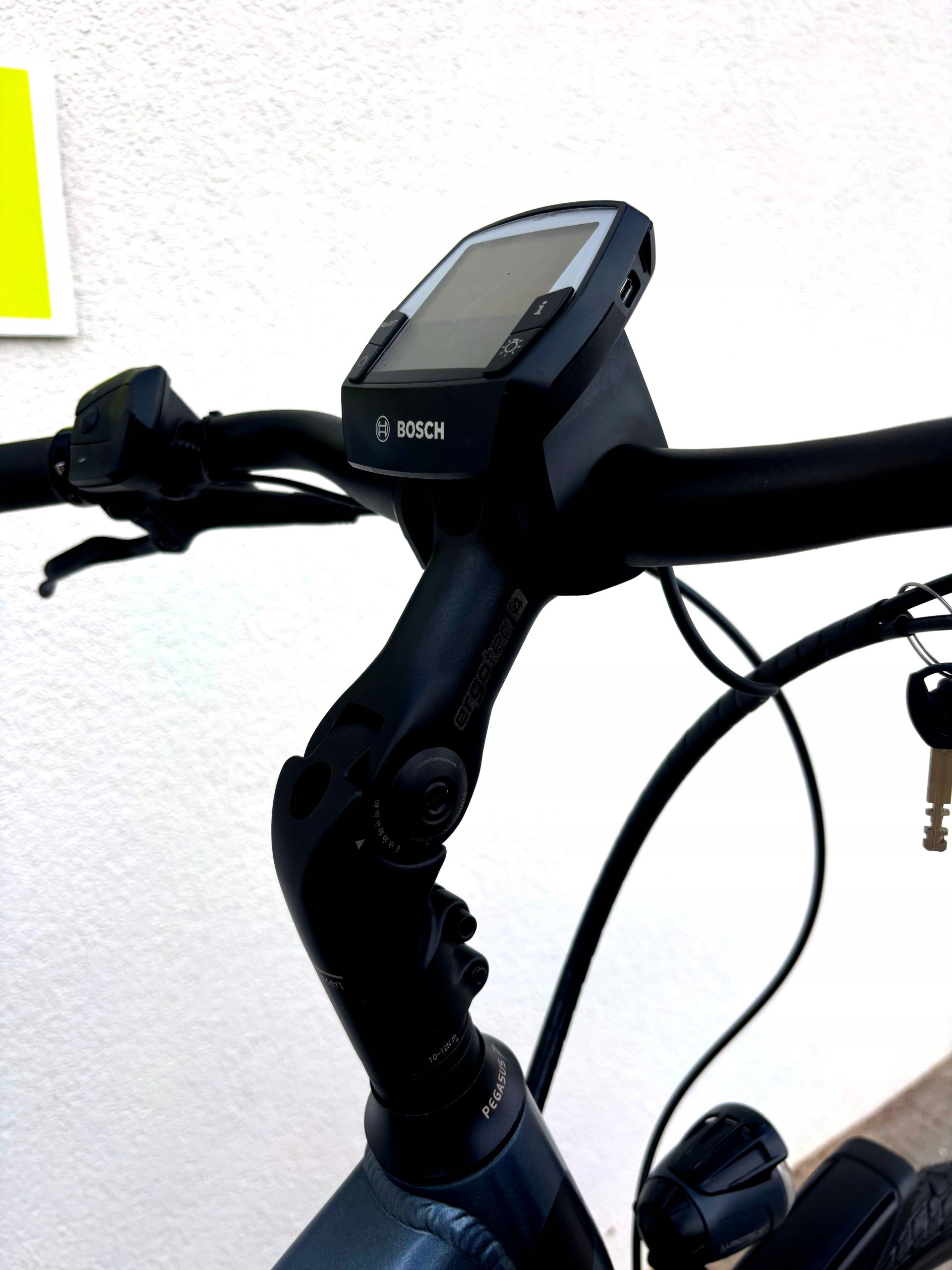 Rower elektryczny PEGASUS PREMIO EVO 28 Rama 45cm Bosch PERFORMANCE CX