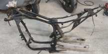Rama honda varadero 125. 2004r