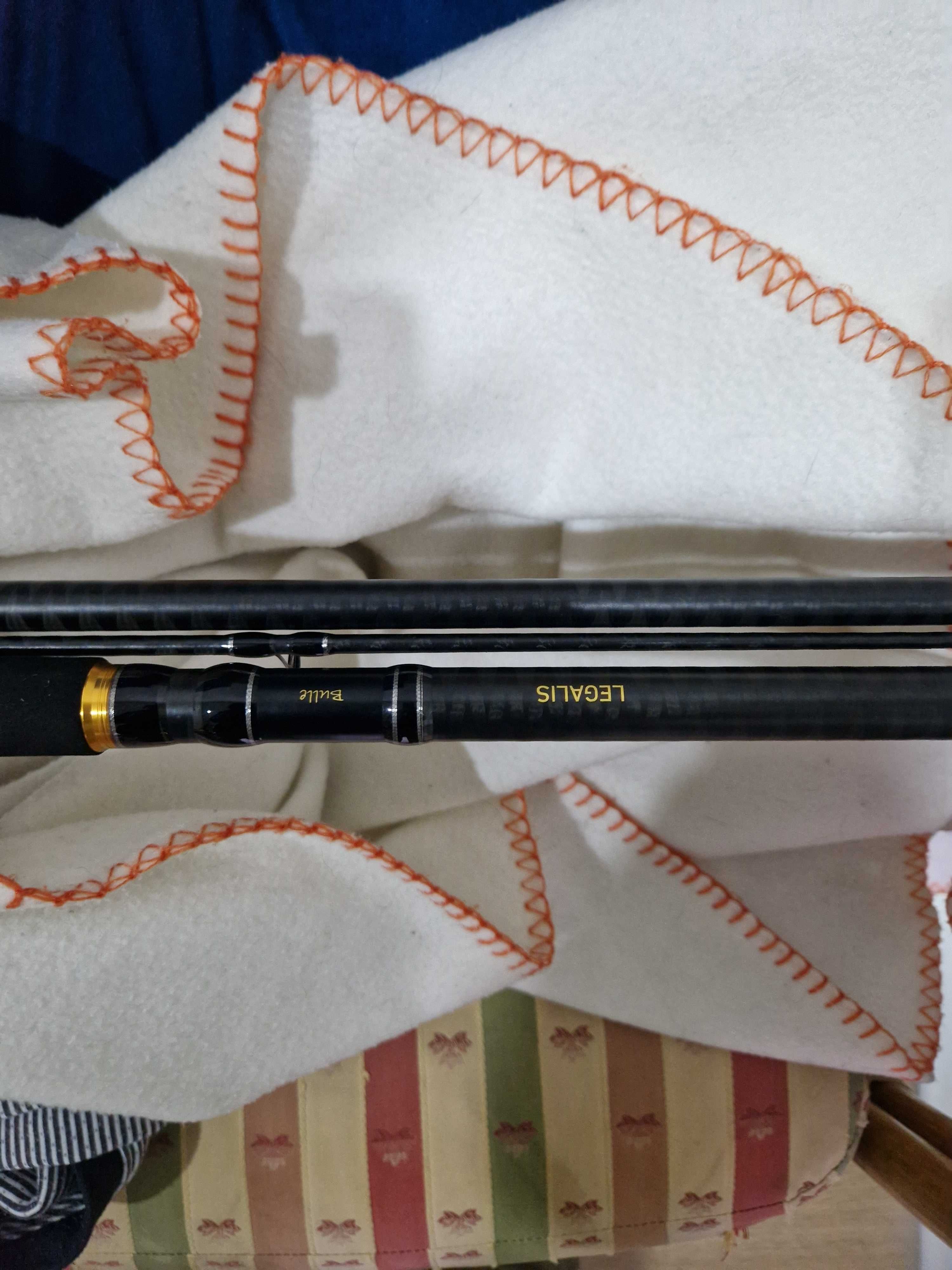Cana daiwa Legalis 3.90 m e carreto Daiwa Nzon + amostras