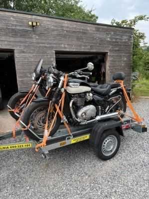 Wypożyczalnia. Przyczepa motocyklowa, do przewozu motocykli