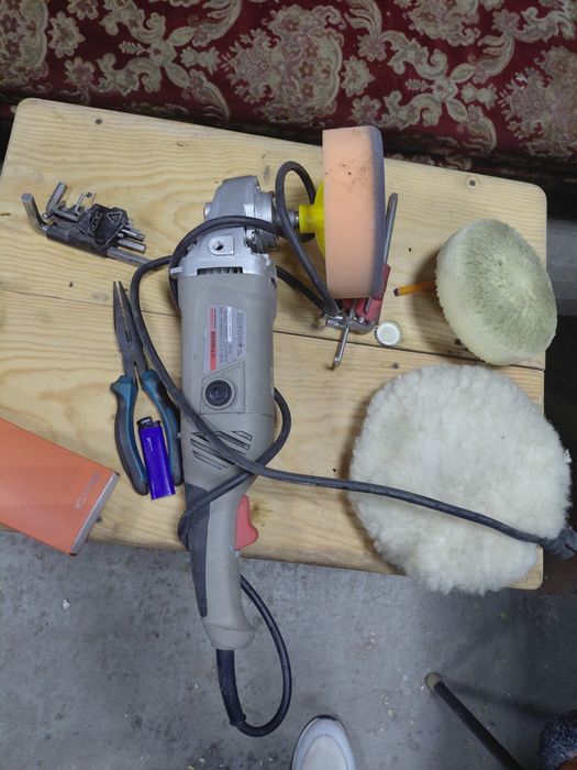 Полироль машинка