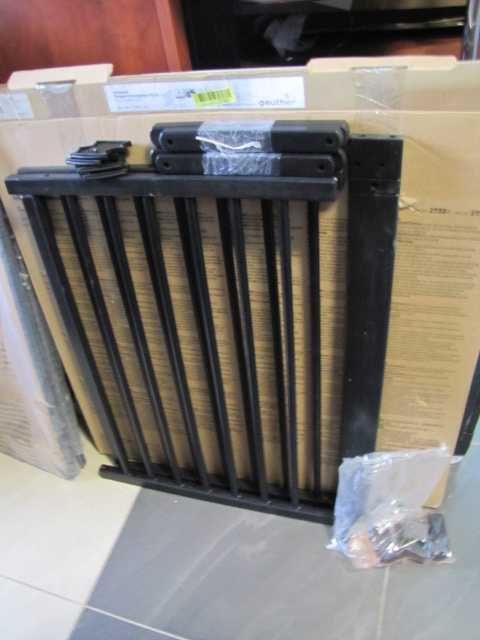 Geuther Bramka zabezpieczająca na schody Plus 2733+ 67-107 cm czarna