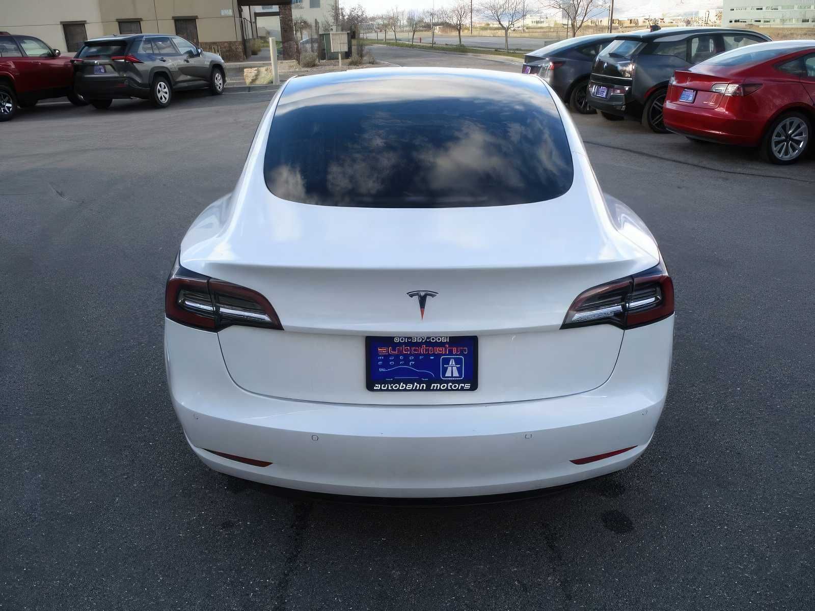 2021 Tesla Model 3 Standard Range Plus