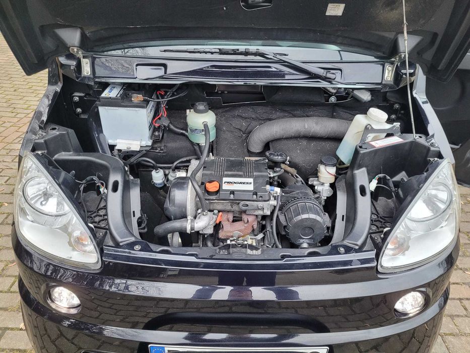 Microcar - czterokołowiec