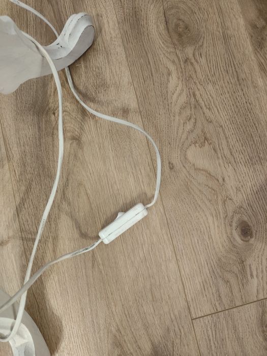 lampa stojąca rustykalna