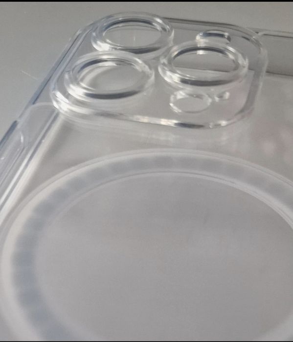 Etui iPhone 15 Pro Max przezroczyste