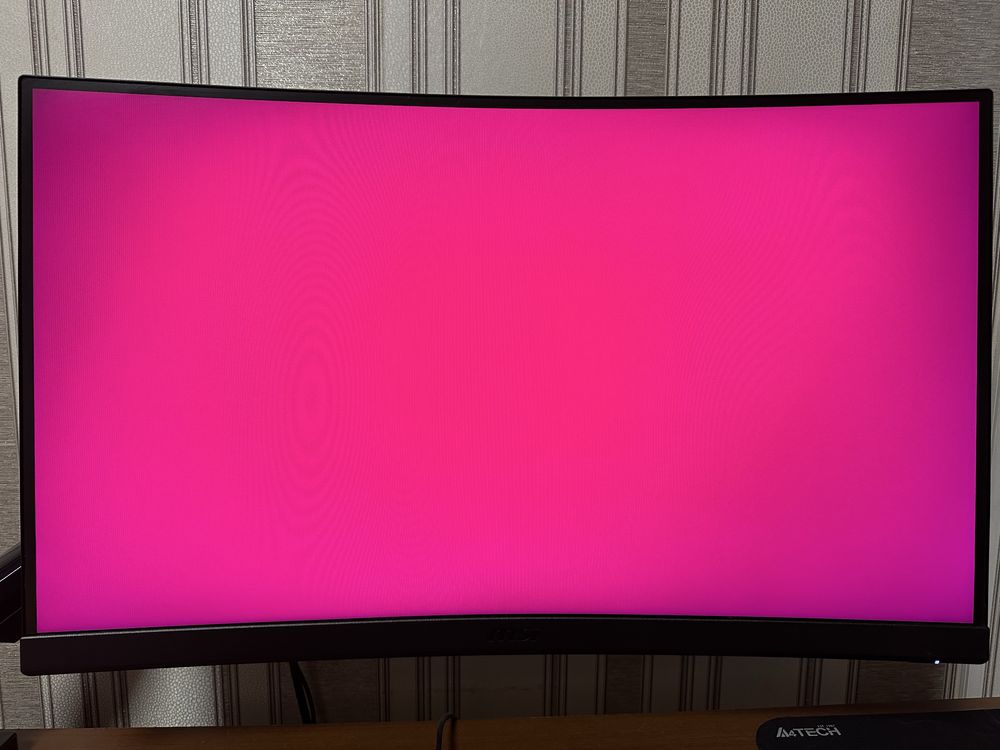 Монітор MSI C27CQ4