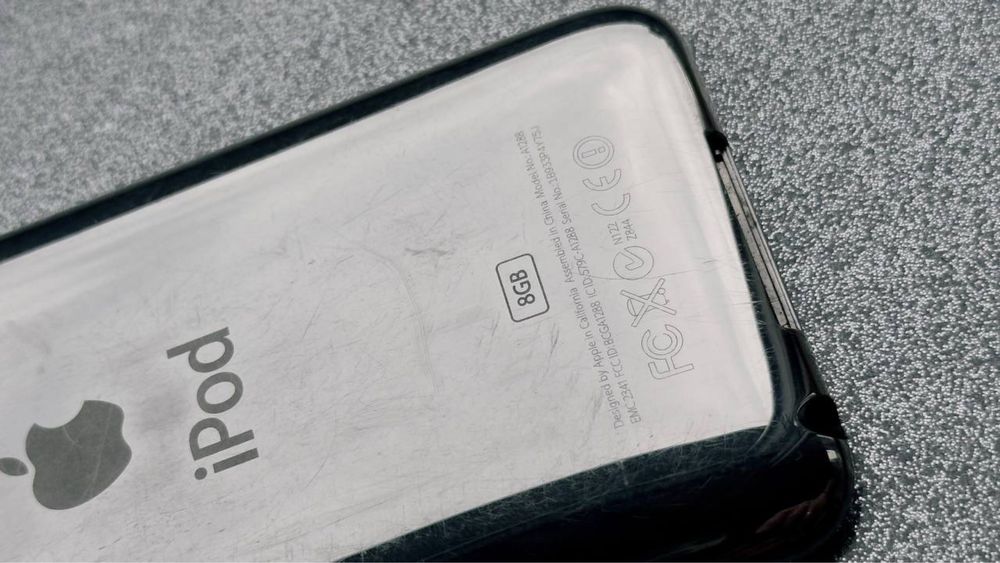 Плеєр iPod Touch 2 ідеальний стан.