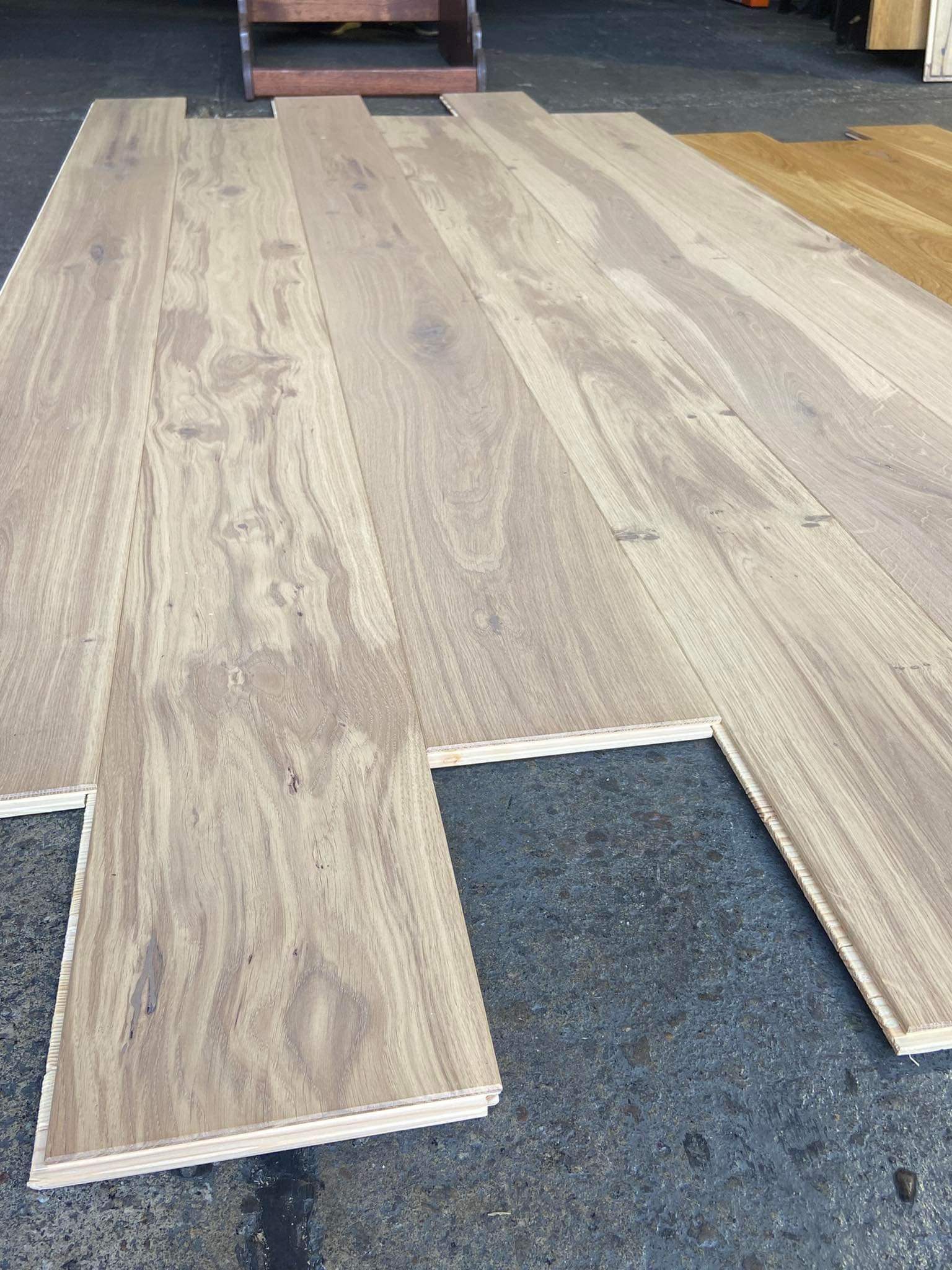 Podłoga 100% drewniana olejowana 15x180x2200mm odcień Woodlook