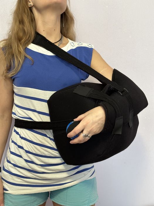 Бандаж для плеча з відвідною шиною 45-60*