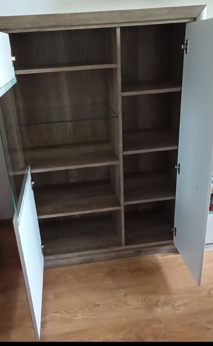 Szafka witryna Koen 2 kolor szary piaskowy połysk Black Red White