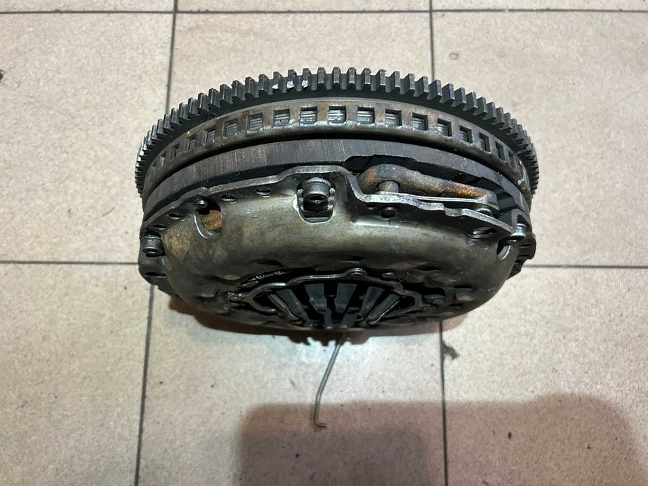Koło dwumasowe sprzęgło audi a4 s4 b6 4.2 v8